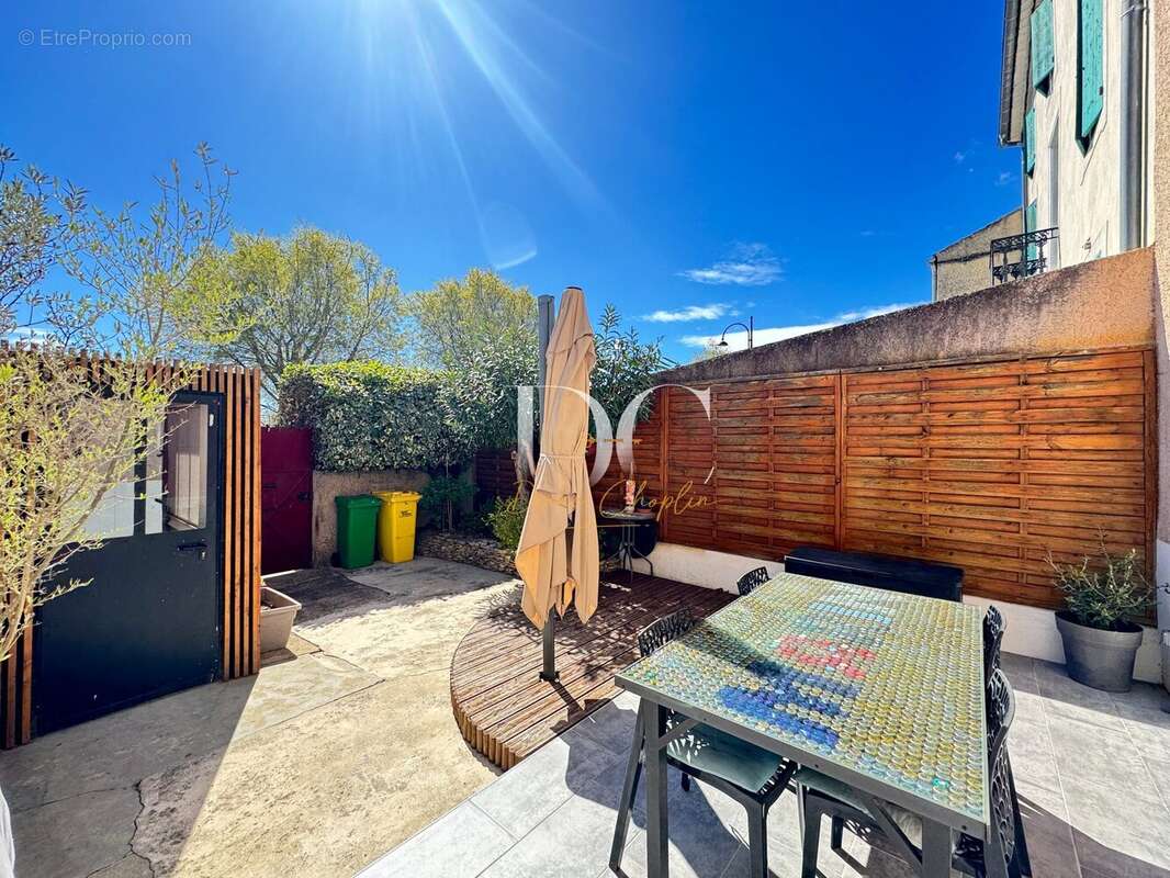 Maison à CAUMONT-SUR-DURANCE