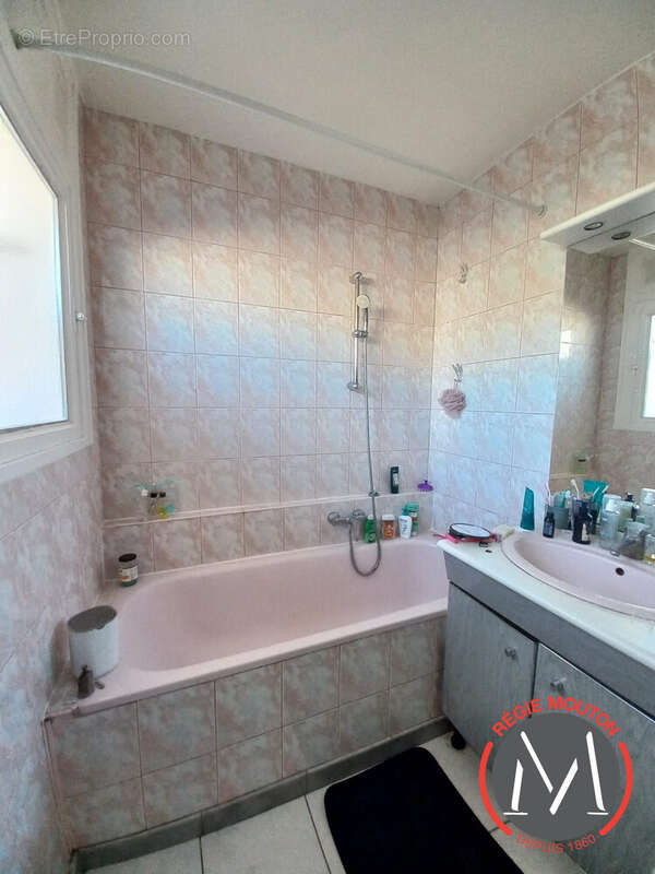 Appartement 59 m² à Bron  - photo 5