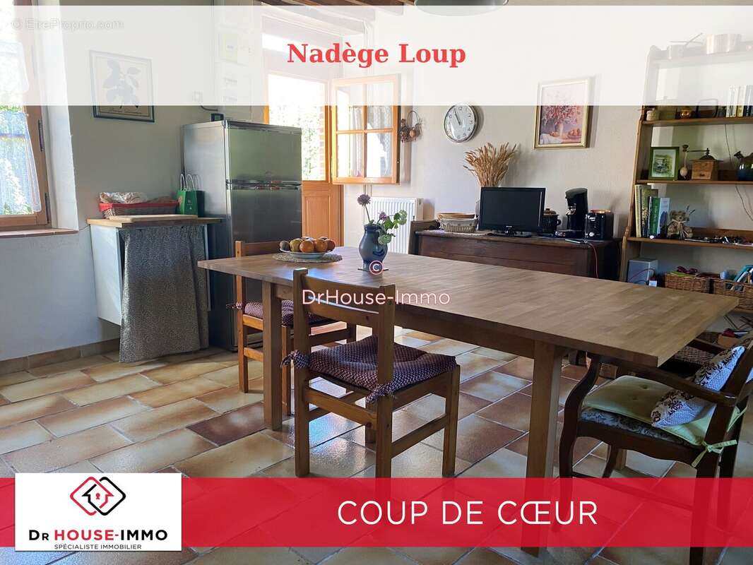 Maison à MOUTIERS-EN-PUISAYE