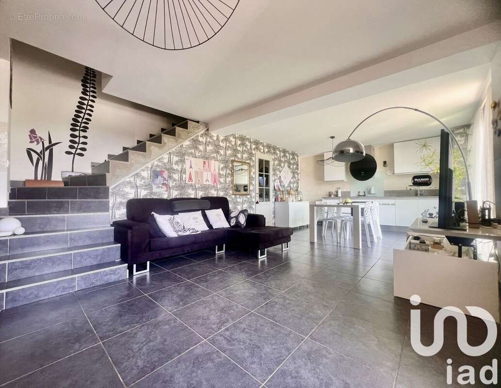 Photo 4 - Maison à ARBIN