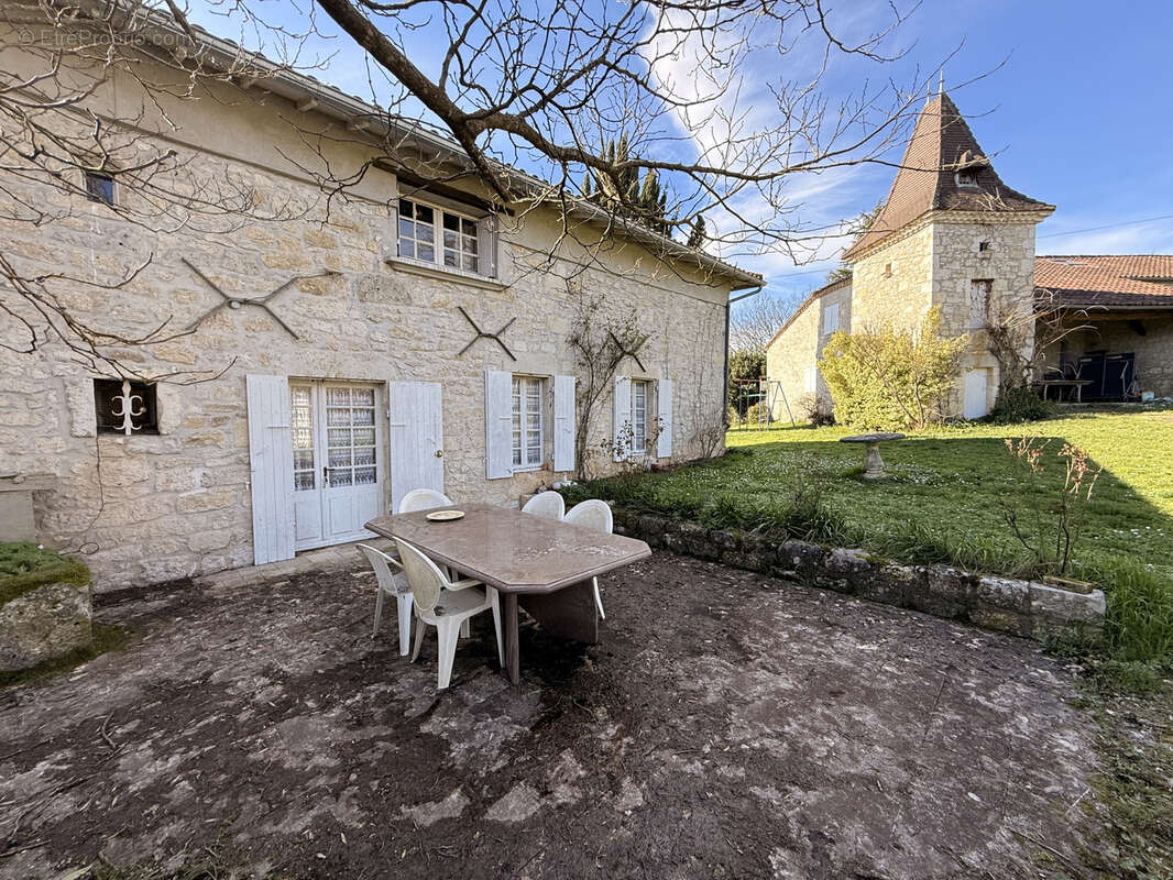Maison à CAUZAC
