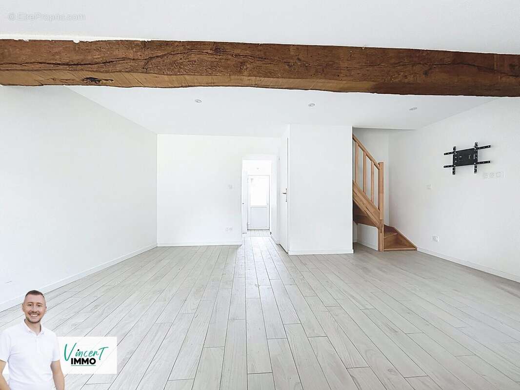 Appartement à VILLEFONTAINE