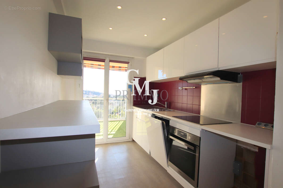 Appartement à SAINT-RAPHAEL