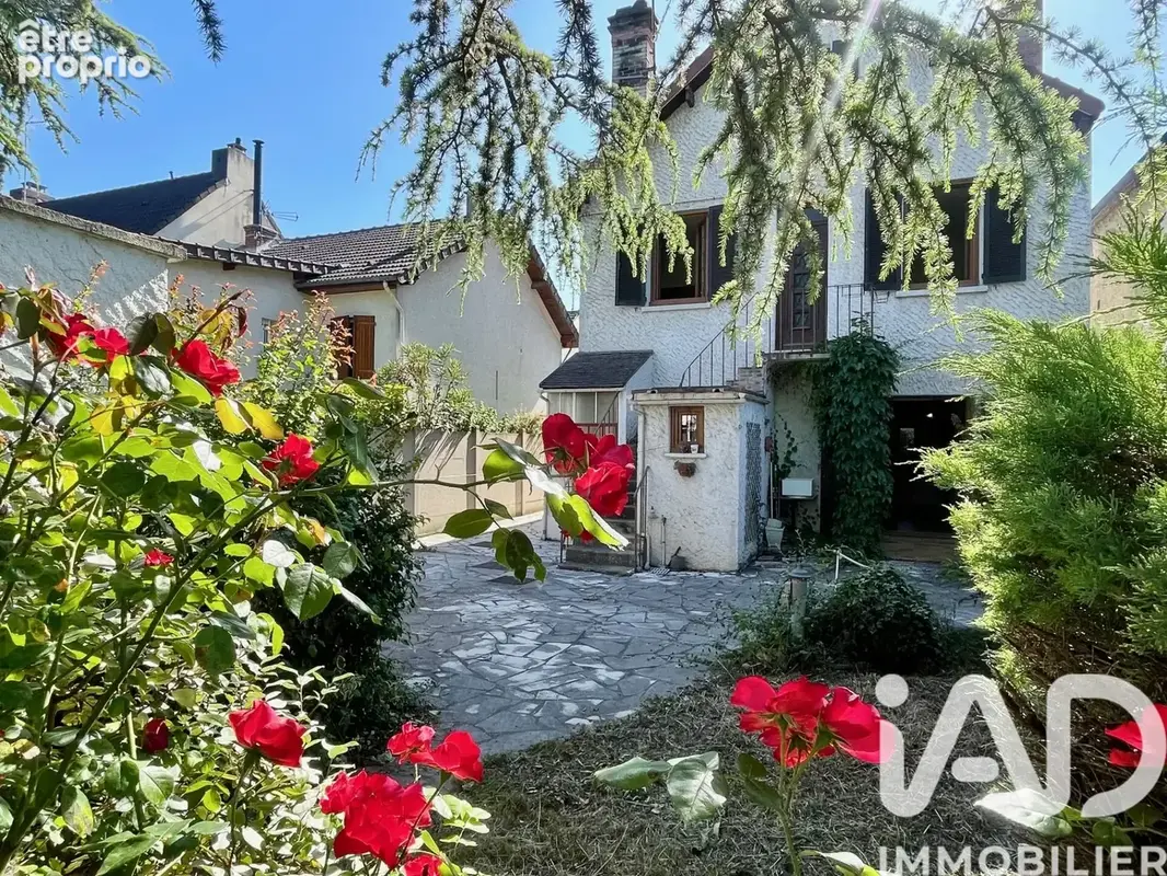 Photo 1 - Maison à VILLENEUVE-LE-ROI