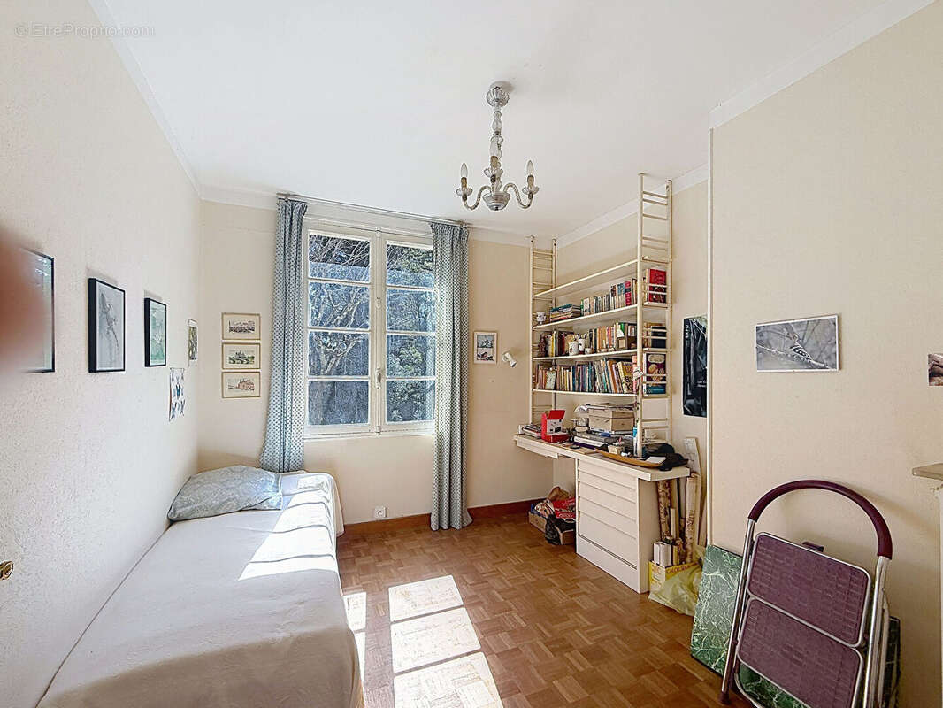 Havre de paix proche avignon - maison à fort potentiel avec dépendance - photo 10