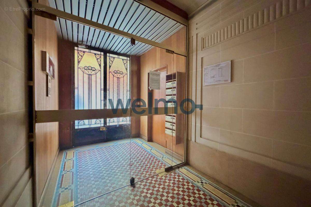 Appartement à PARIS-20E
