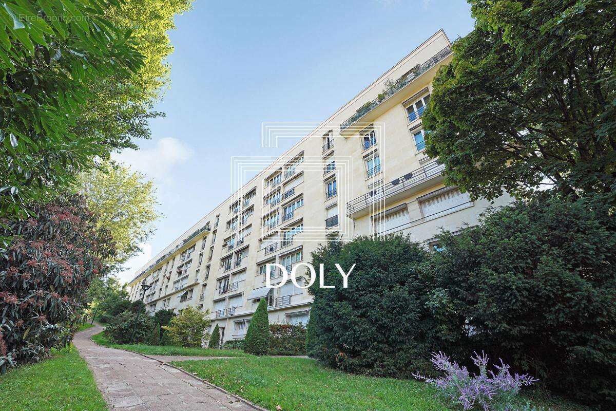 Appartement à SEVRES