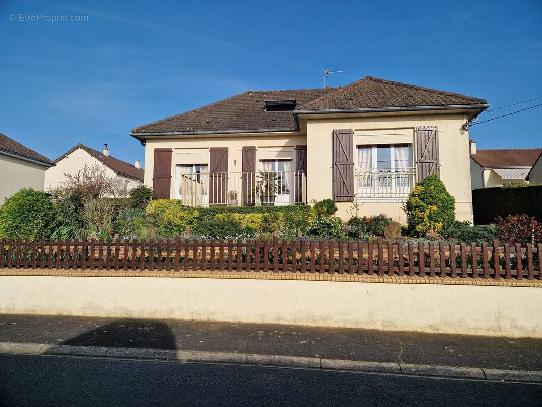 Maison à MAMERS