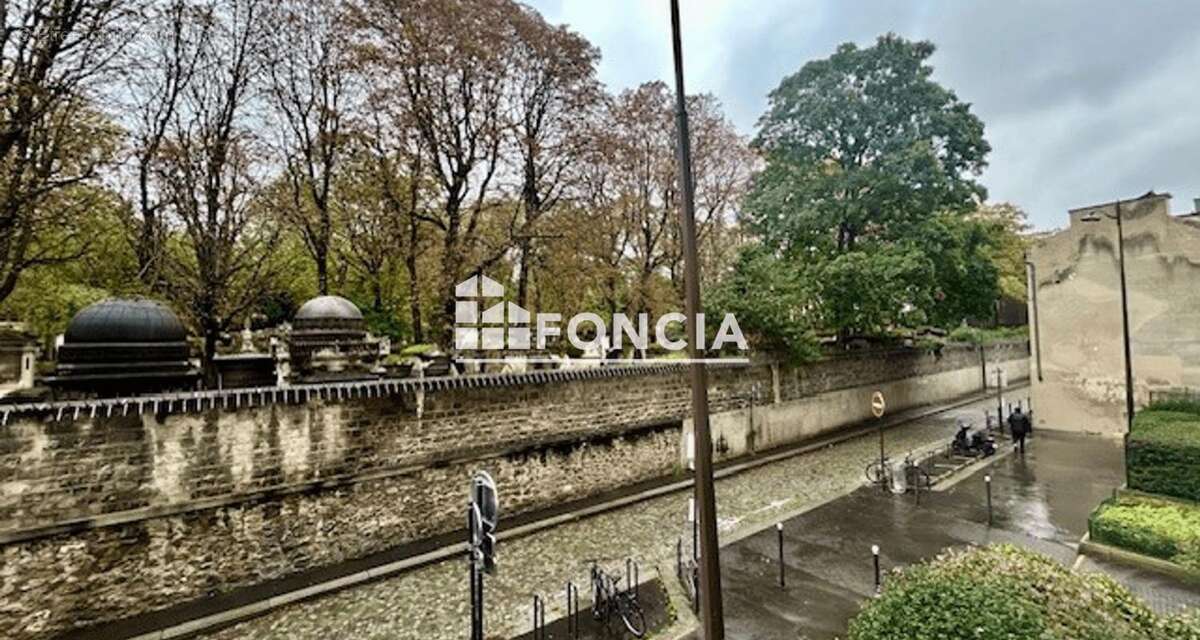 Appartement à PARIS-20E