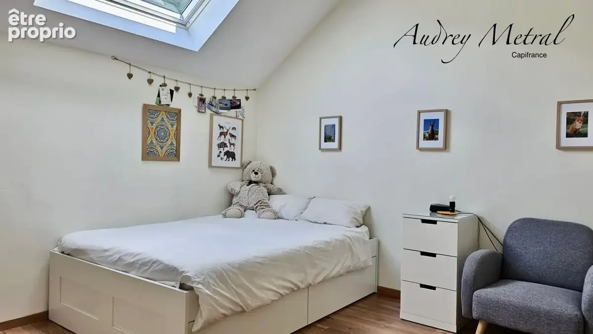 Villa à vendre à Serrières-en-Chautagne avec piscine, à 50 min de Genève et d'Annecy, 35 min d'Aix-Les-Bains et 15 min du Lac du - photo 18