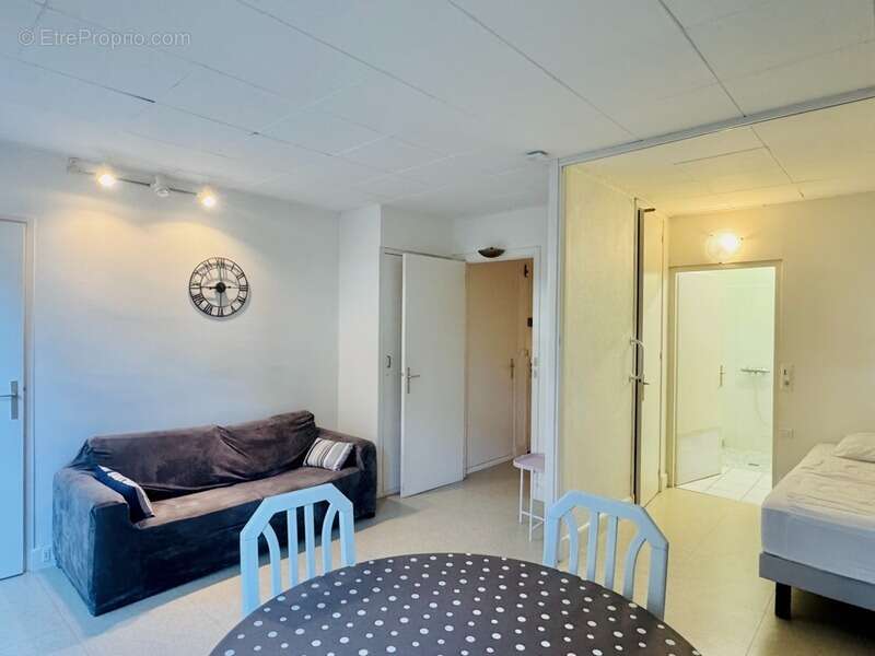 Appartement t2 de 42m2-proche des commerces-a deux pas de la mer-ideal investissement - photo 4