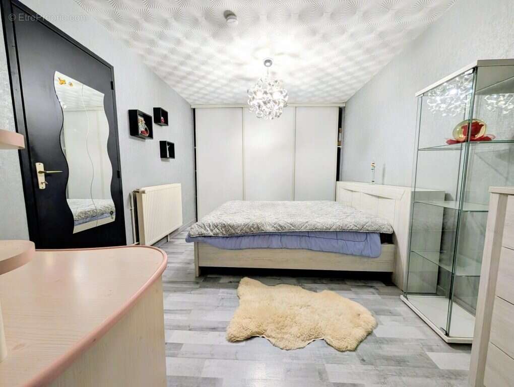 Maison à CHEVIGNY-SAINT-SAUVEUR