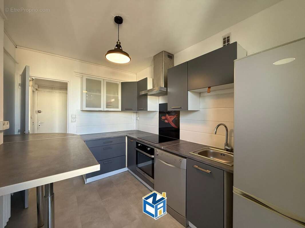 Appartement 64 m² à Tours  - photo 9