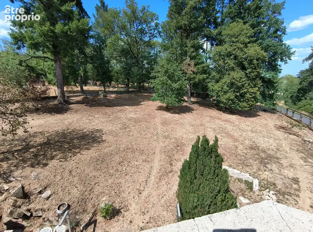 Haute-Vienne - Superbe maison en pierre de 6 chambres avec un jardin de 7700 m², une grange et une vue imprenable - photo 15
