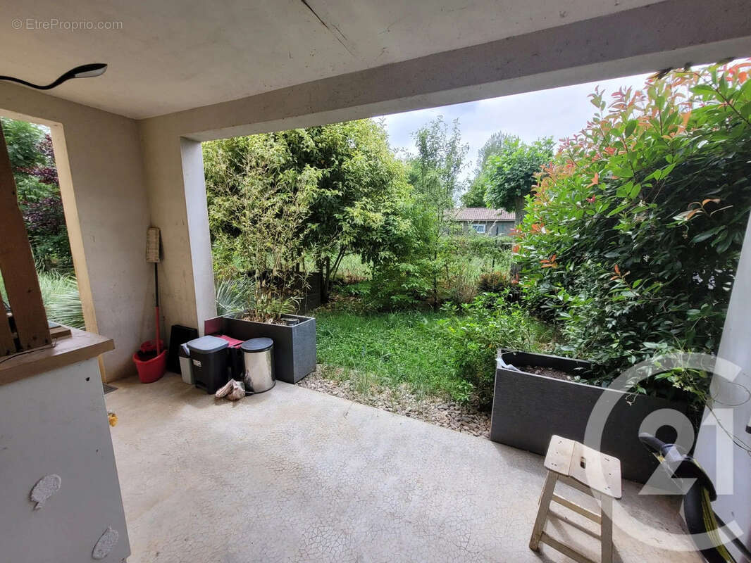 Appartement 50 m² à Gaillac  - photo 11