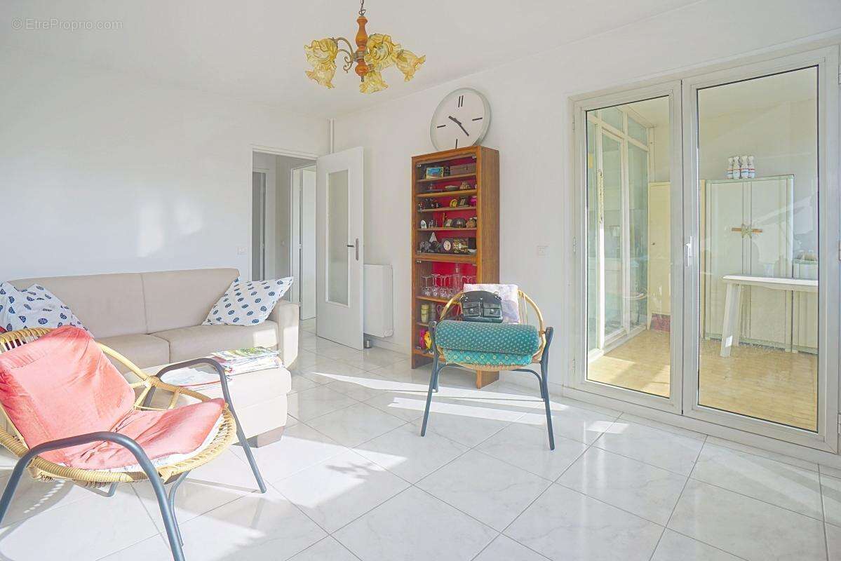 Appartement à LE CANNET