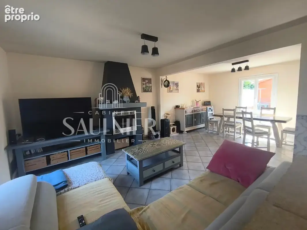 A 4 km de Neung sur Beuvron, cette maison de 161 m2 à La Ferté Beauharnais - photo 2
