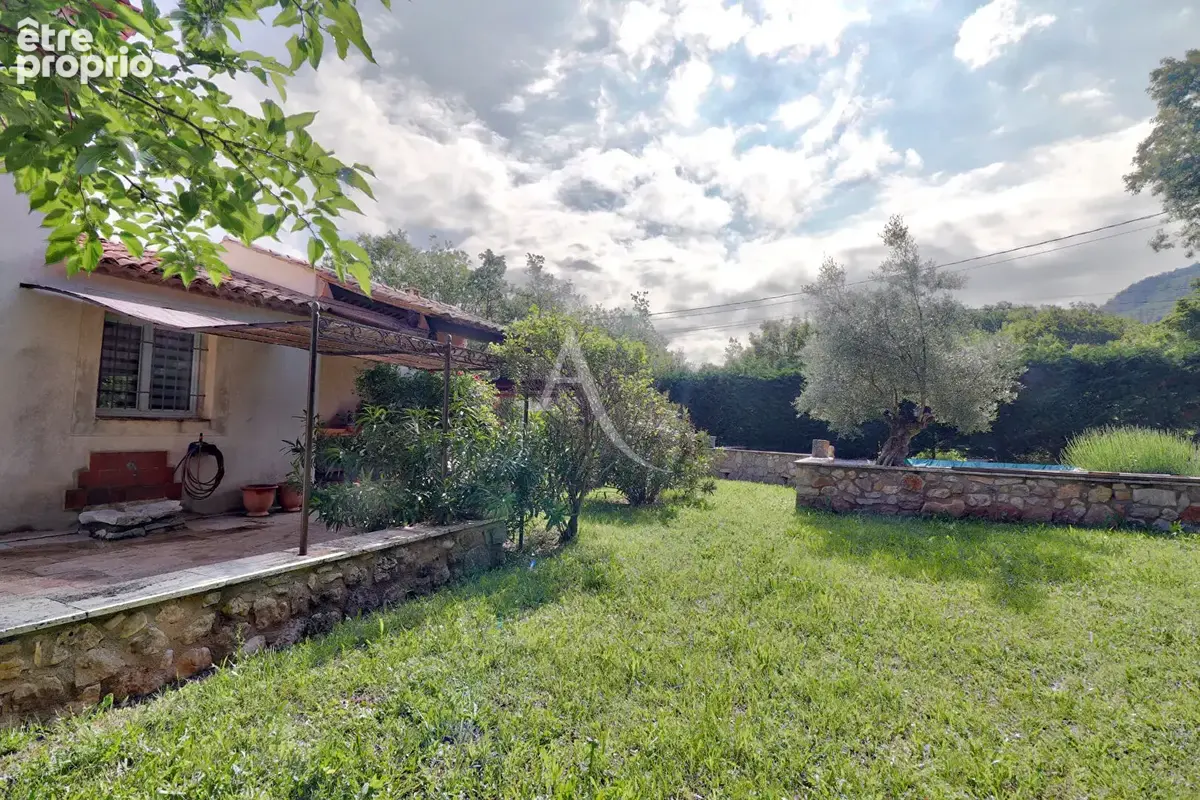Villa type 6 au calme de 172m2 avec jardin garage abri voiture double et piscine - photo 4