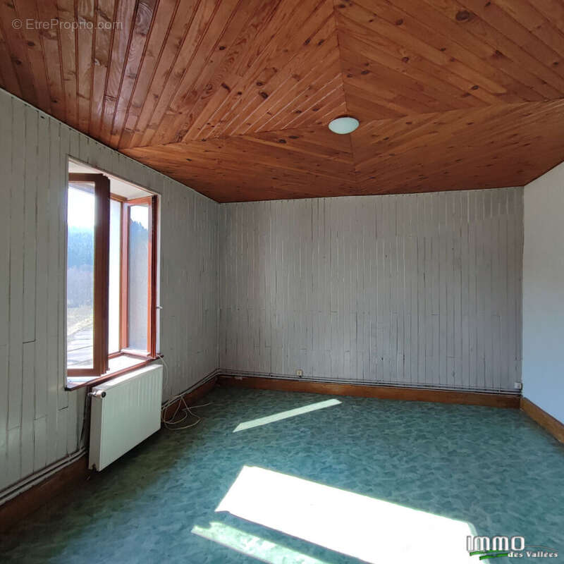 Appartement à SAINT-NABORD