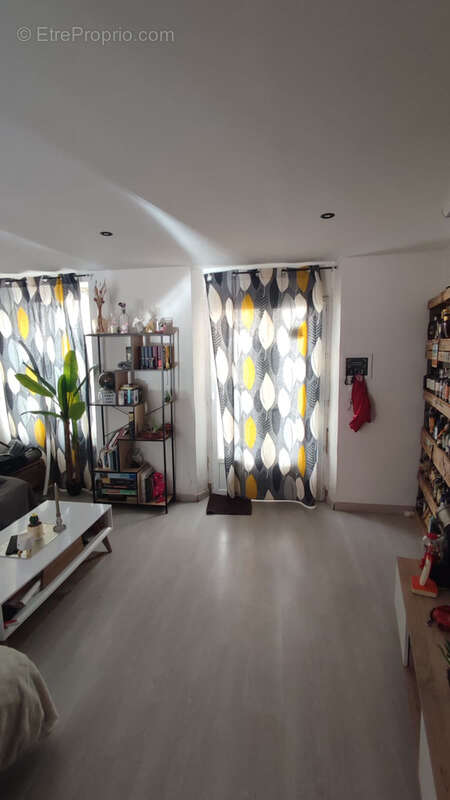 Maison à VILLESEQUE-DES-CORBIERES