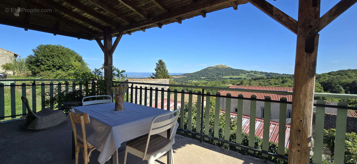 Maison à TOURZEL-RONZIERES