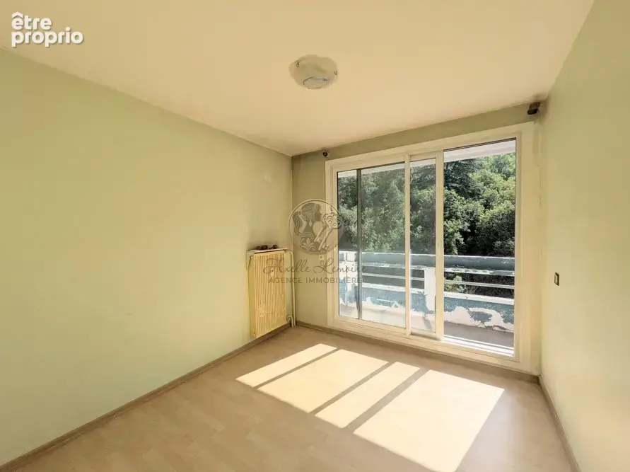 Appartement T3 dernier étage avec vue dégagée - photo 5