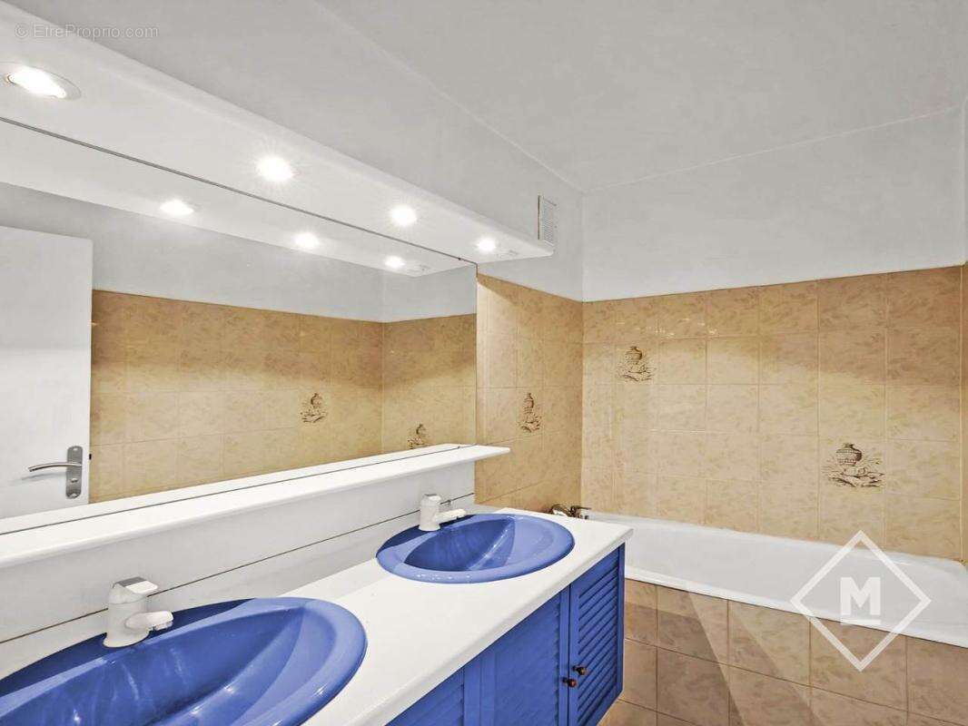 vente T3 calme balcon lumineux 13013 Olives - photo 13