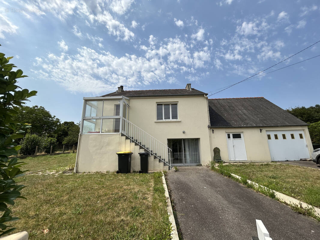 Maison à CAMORS