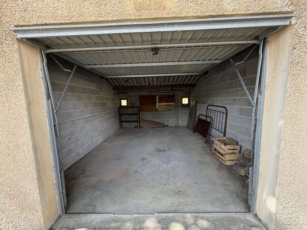 Parking 20 m² à Esperaza  - photo 4