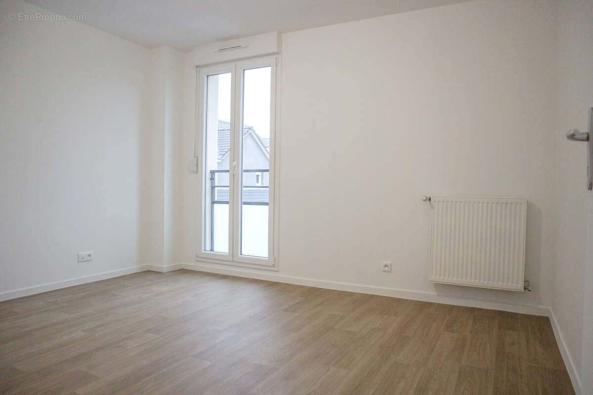 Maison à JARVILLE-LA-MALGRANGE