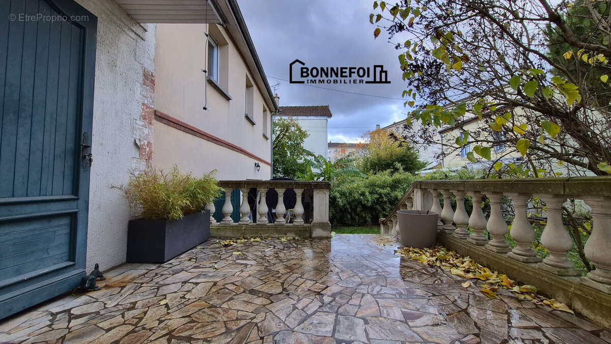 Maison à CHAMPIGNY-SUR-MARNE