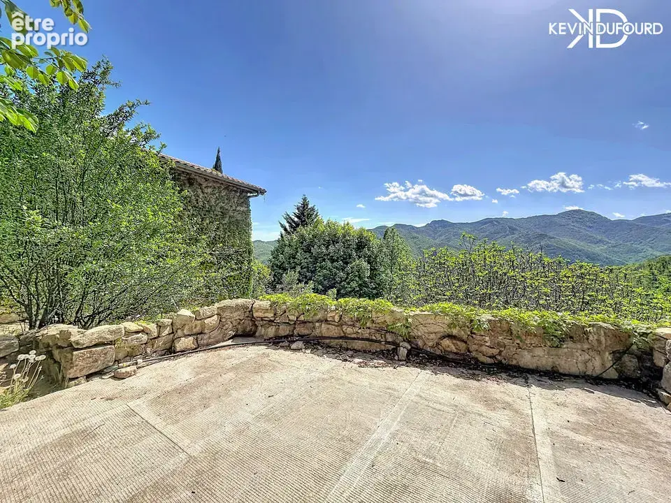 Mas de 350m² sur un terrain de 3300m² à THUEYTS - photo 14