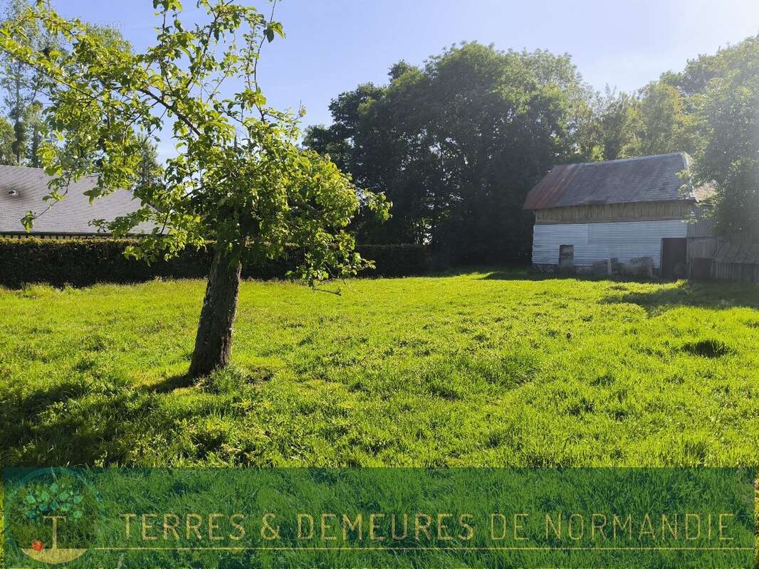 Terrain à EPAIGNES