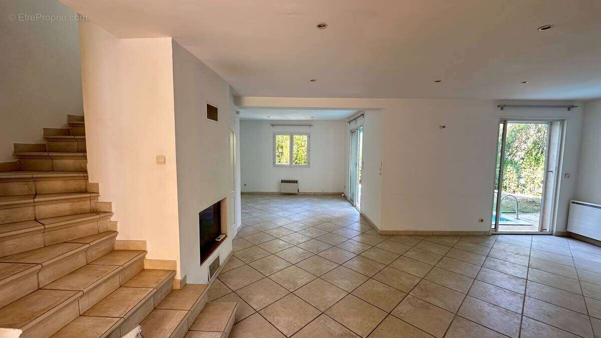 Maison 125 m² à Bandol  - photo 4