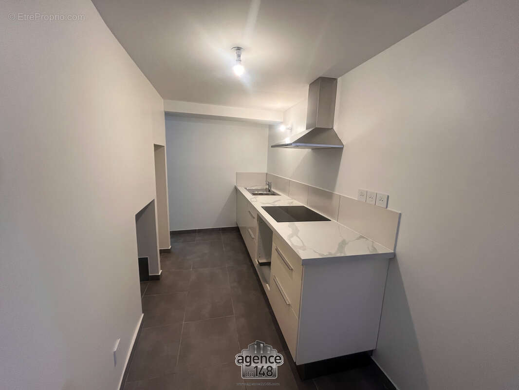Appartement à MARSEILLE-2E
