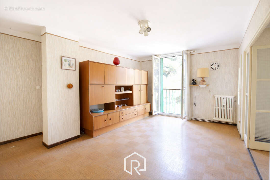 Appartement à MARSEILLE-12E