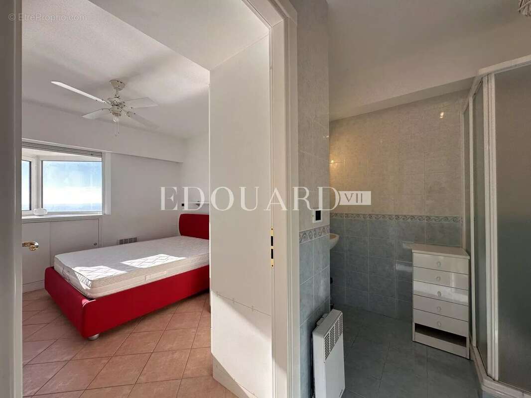 Appartement à ROQUEBRUNE-CAP-MARTIN