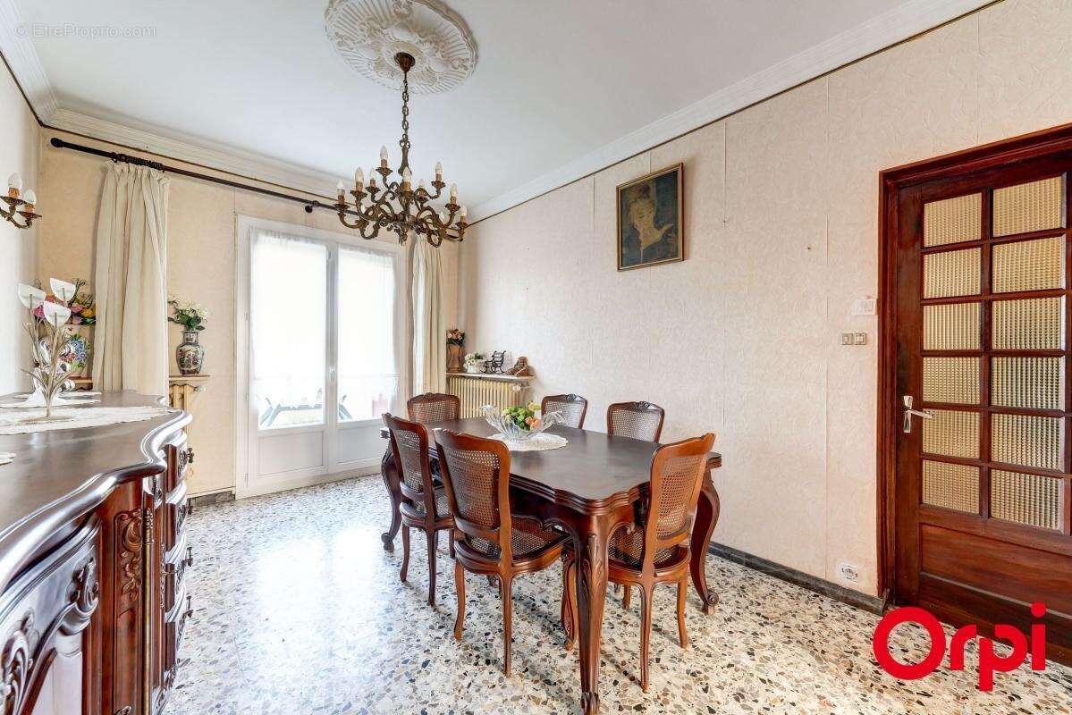 Maison à VENISSIEUX