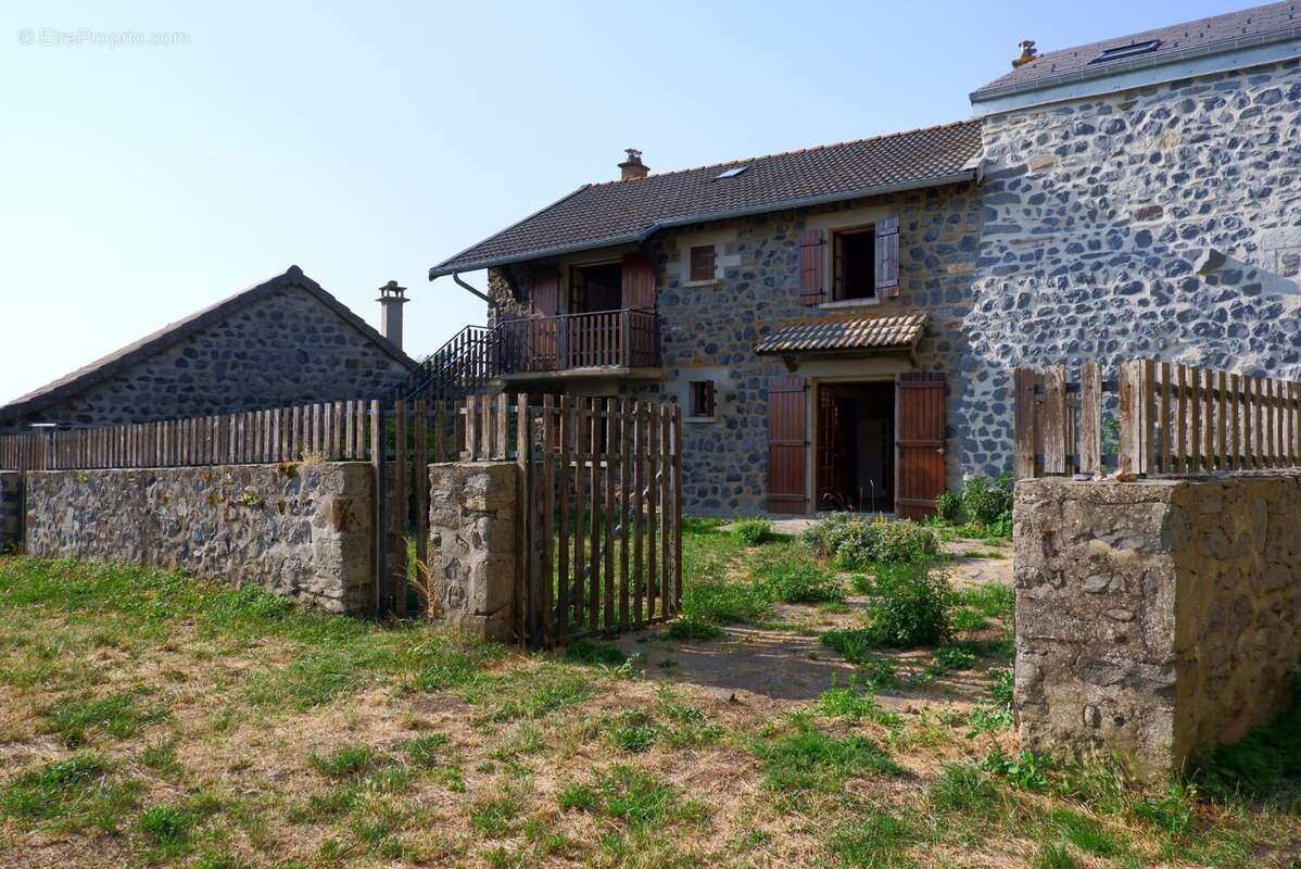 Maison 101 m² à Fay-Sur-Lignon  - photo 3