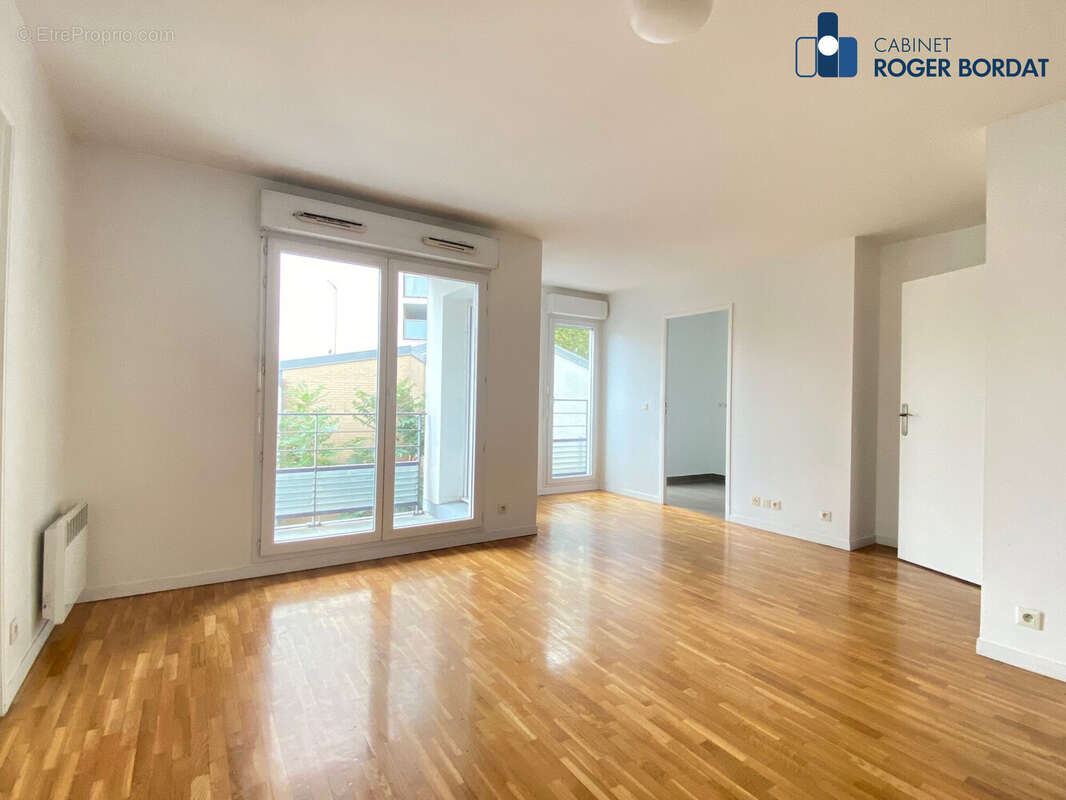 Appartement 59 m² à Saint-Ouen  - photo 3
