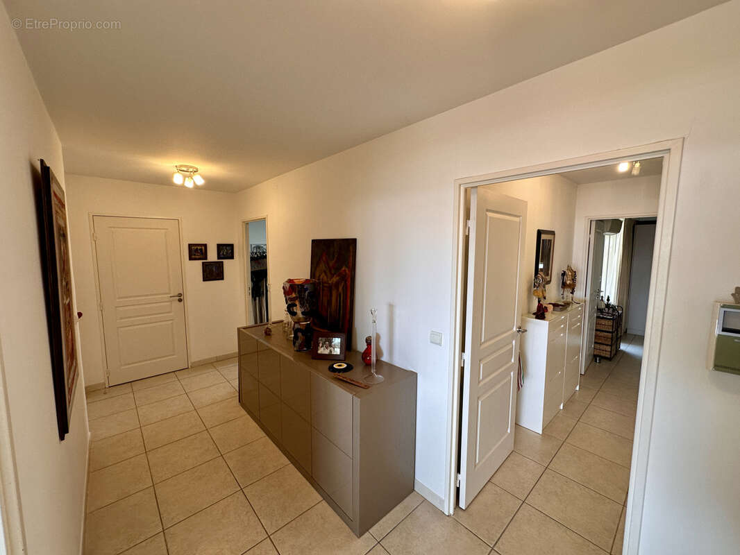 Appartement à BEAUSOLEIL