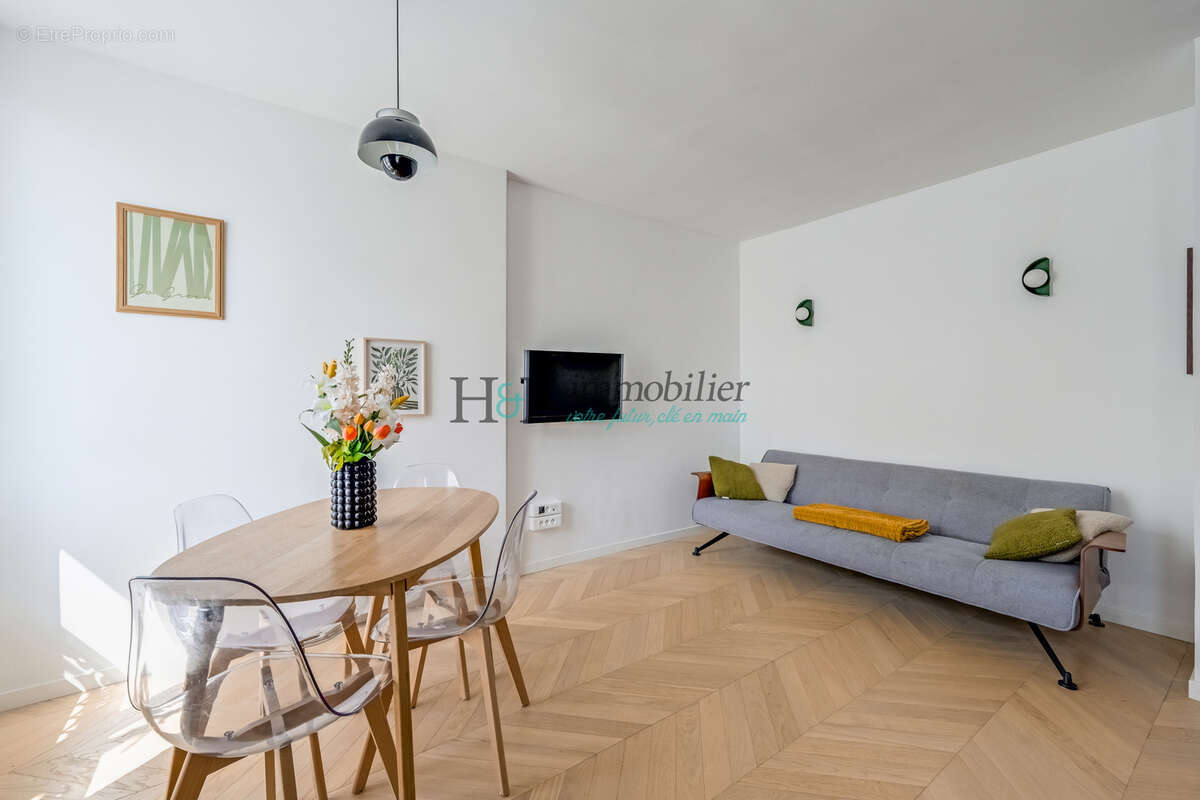 Appartement à PARIS-11E