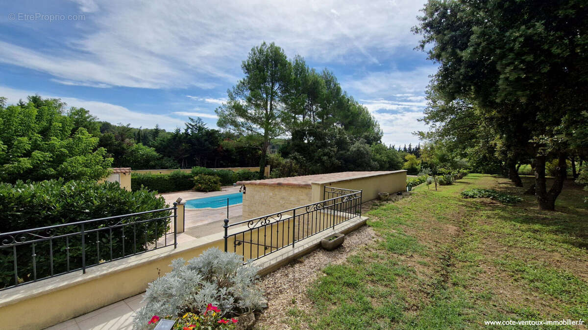 Maison proche VACQUEYRAS - 180 m2  avec appart T2 + 2 grands garages ! - photo 16