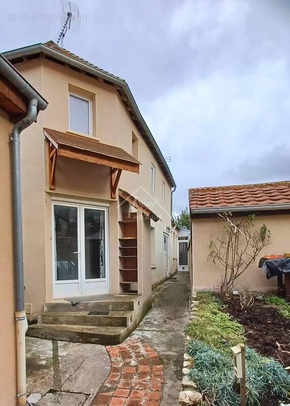 Appartement à SAINT-MENOUX