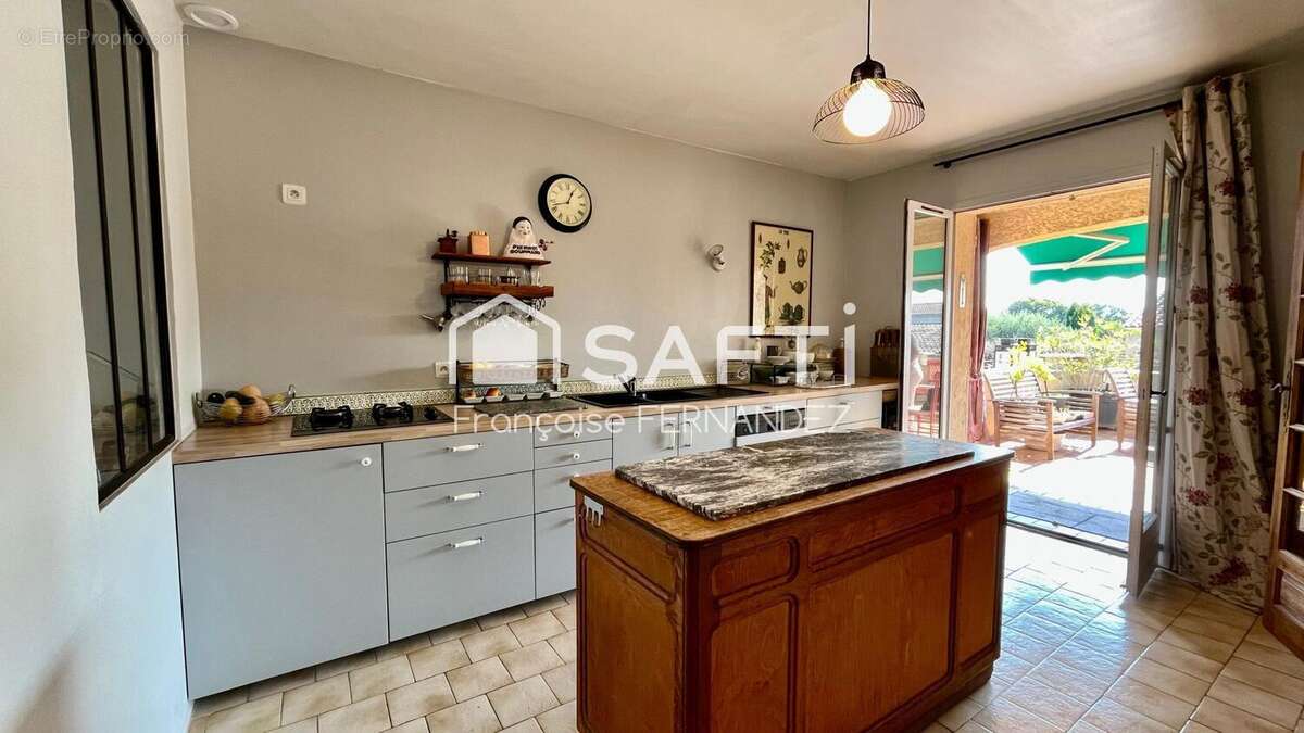 Photo 4 - Maison à PERNES-LES-FONTAINES