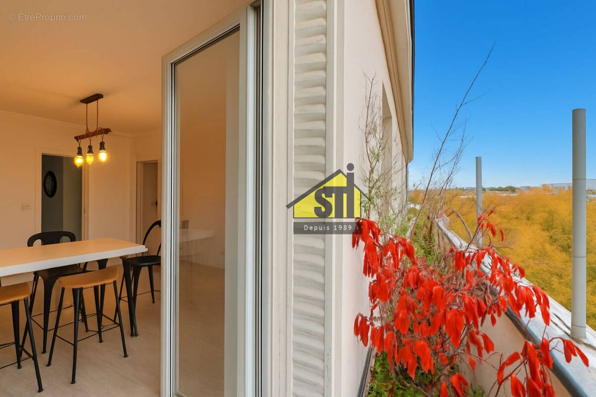 Appartement à PARIS-15E