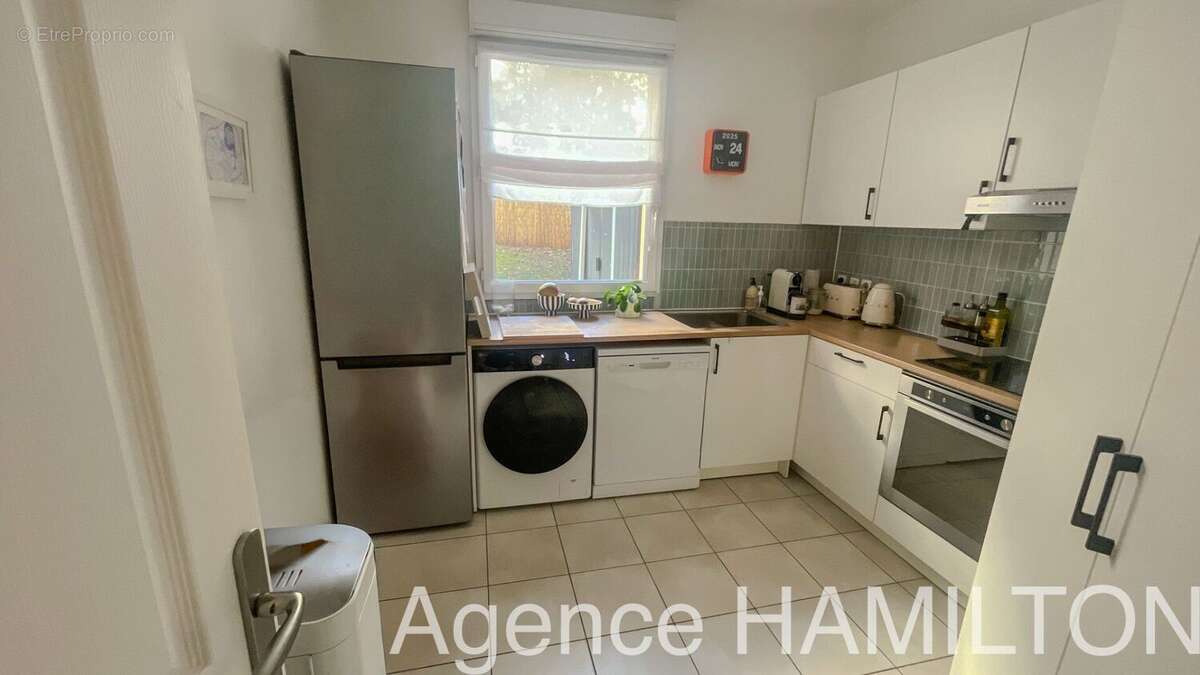 Garches mairie, beau T4 occupé avec parking, terrasse et jardin - photo 2