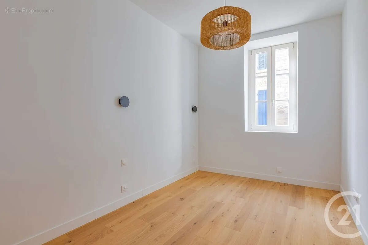 Appartement à SAINT-GENIS-LAVAL