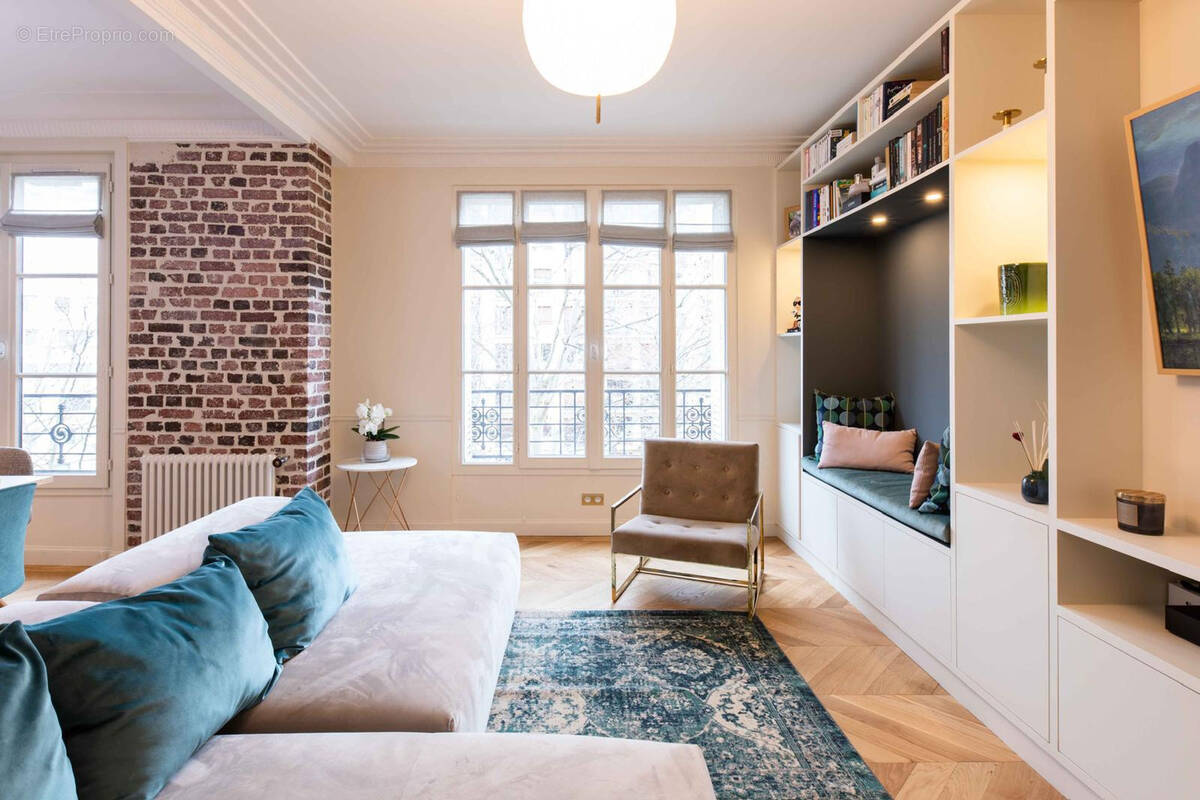 Appartement à PARIS-12E