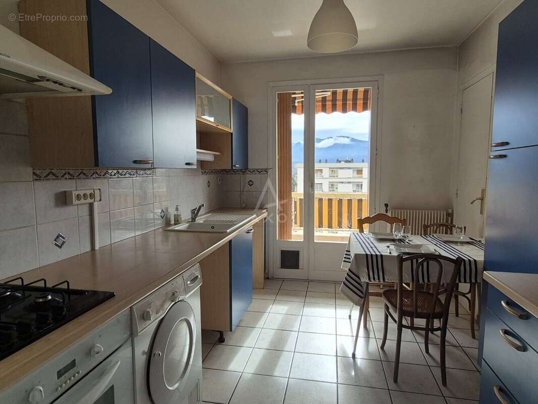 Appartement à MEYLAN